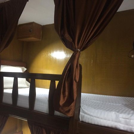 Zara Dormitory Mumbai Ngoại thất bức ảnh