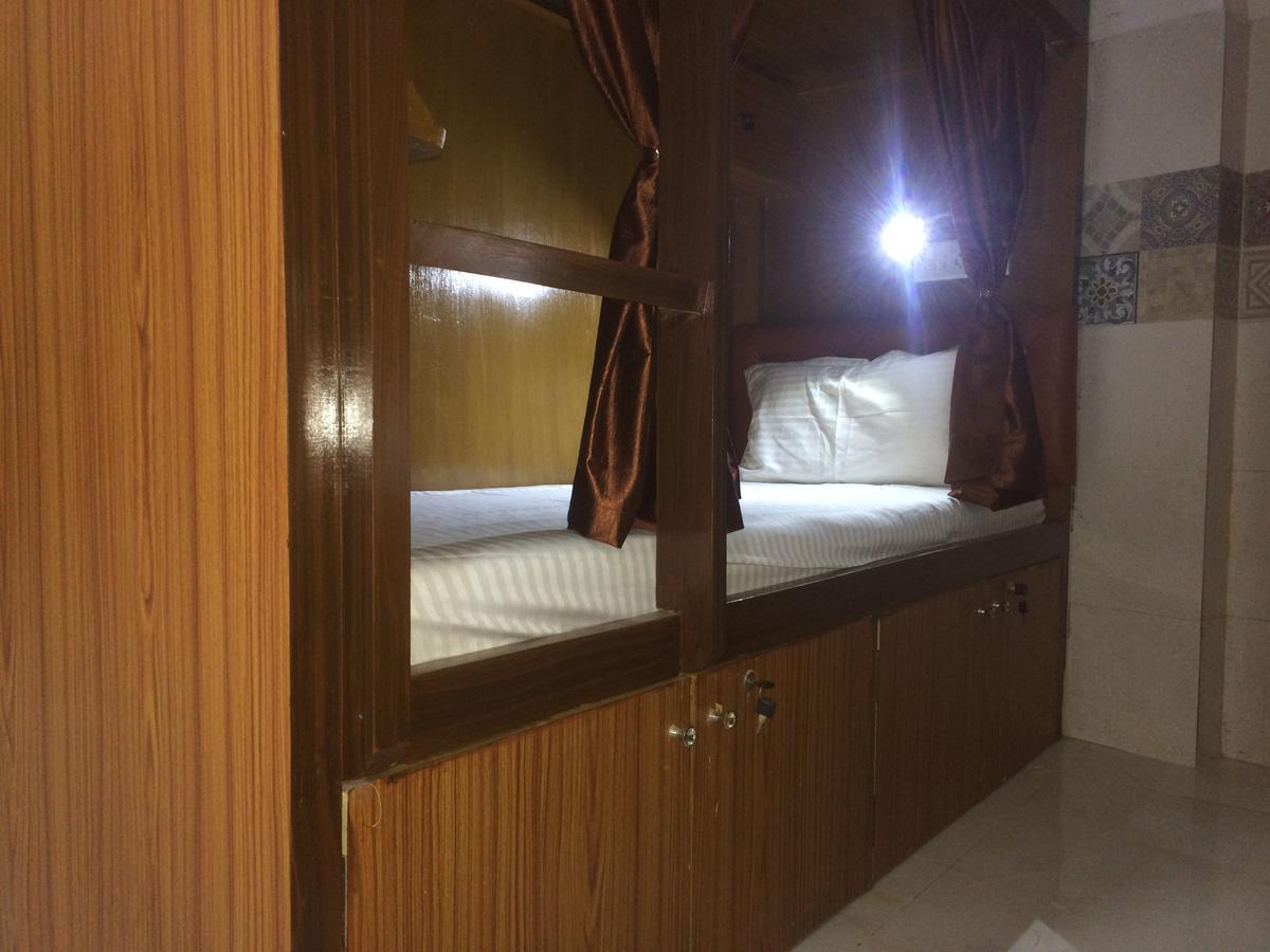 Zara Dormitory Mumbai Ngoại thất bức ảnh